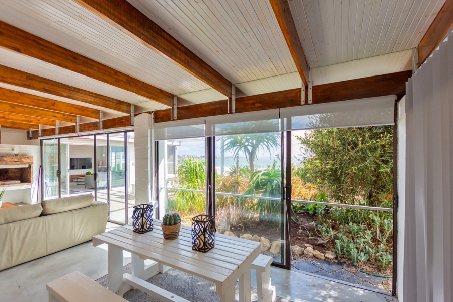 3 Bedroom Property for Sale in Britannia Bay Western Cape